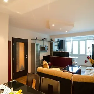 Kapana Comfy 2br In Center Plovdiv